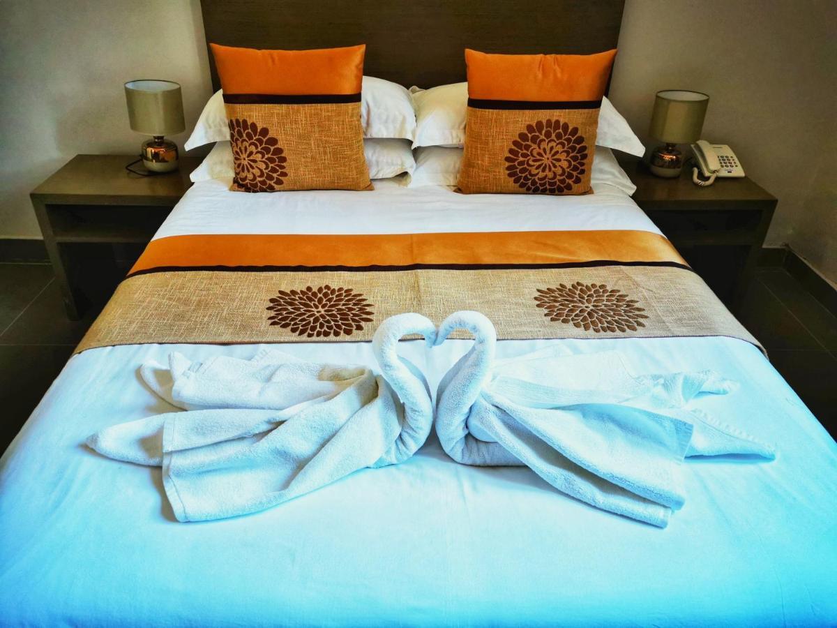 Stay Inn - Guest House มาปูโต ภายนอก รูปภาพ