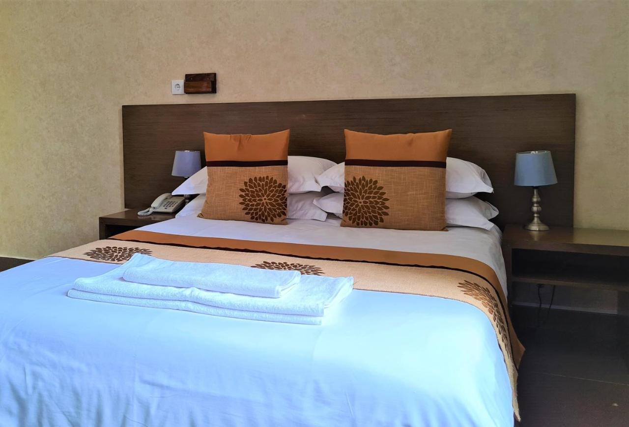 Stay Inn - Guest House มาปูโต ภายนอก รูปภาพ